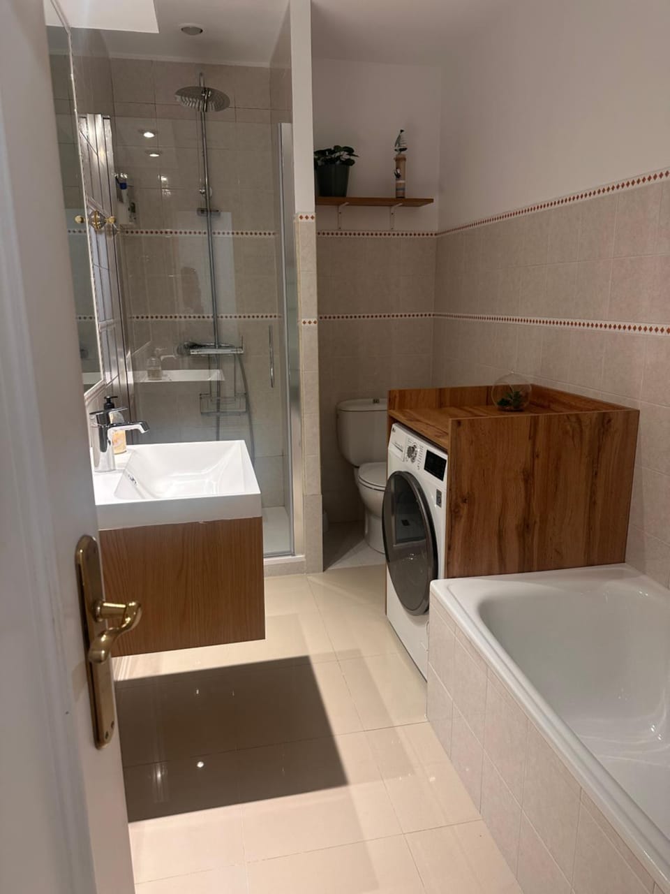 Old Town City Center, Self checkin with AC Apartment in Bilbao