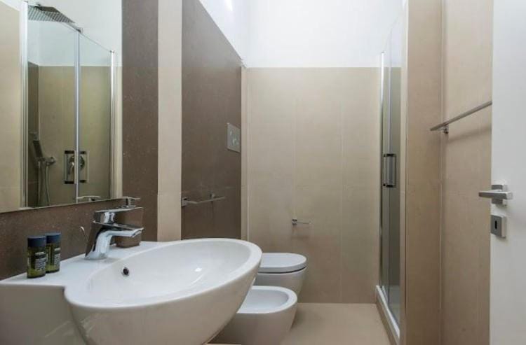 Shower, Toilet, Bathroom, bidet