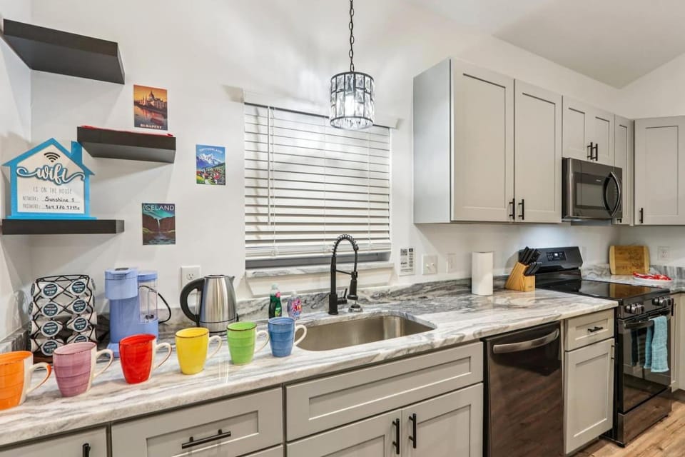 Stylish 3BR2BA6Beds Spacious Near Downtown House in Saint Augustine