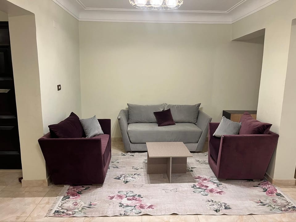 عماره رقم 8 Apartment in Cairo Governorate