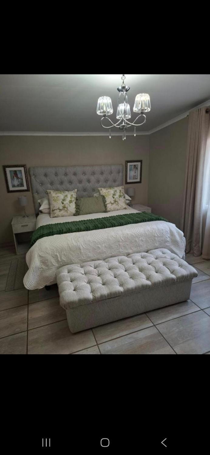 Kaleb Guesthouse Bed and Breakfast in South Africa
