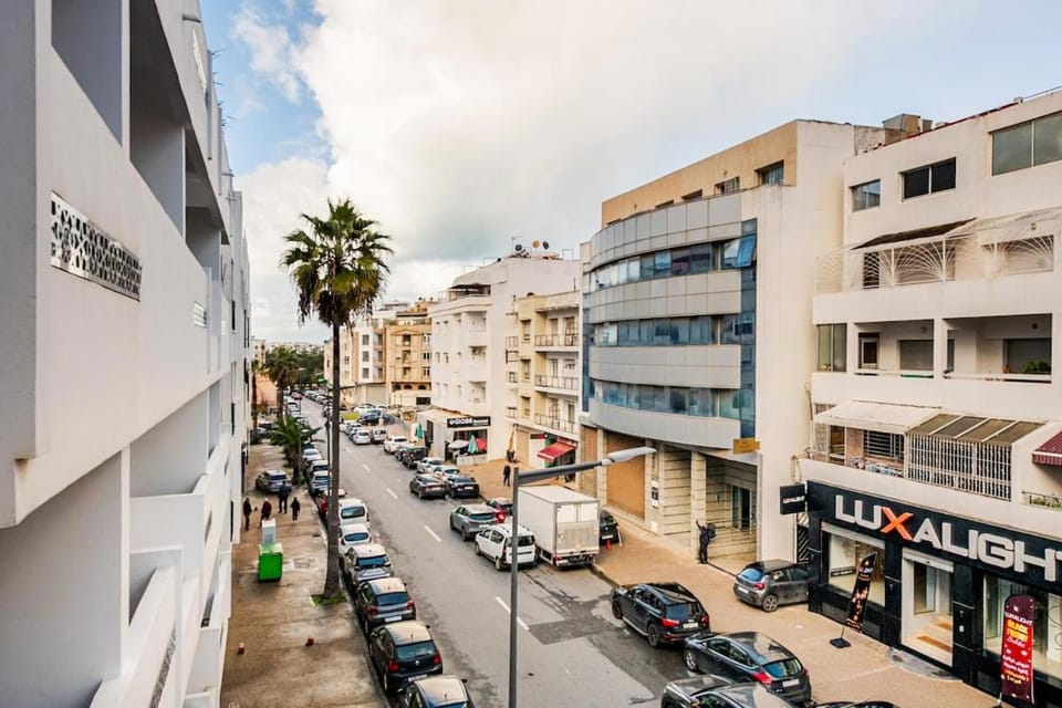 N8 - 2 BR, AC, Parking, Elevator - Mall Arribat Center, Agdal Apartment in Rabat