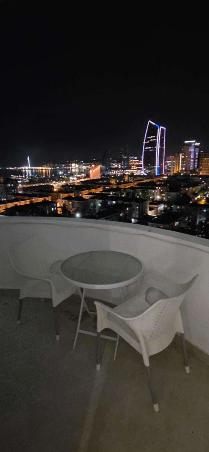 Skyline Home Apartment in Baku