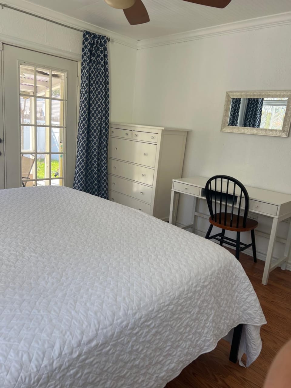 Cozy Cottage mins from NASA, Kemah Boardwalk, Galveston Bay House in Bacliff
