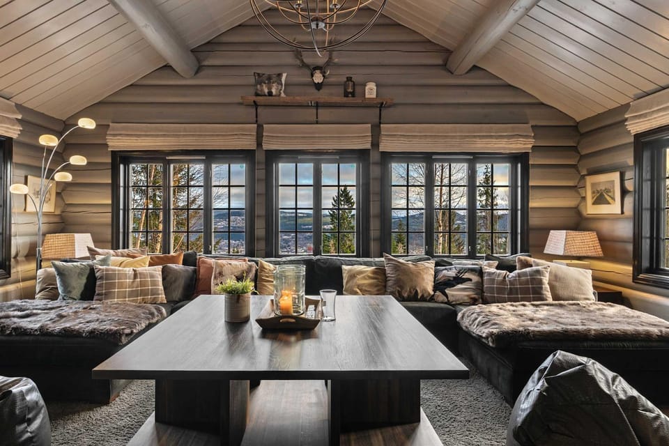 TH590- Large ski-in out chalet with jacuzzi, sauna in Trysil Chalet in Innlandet