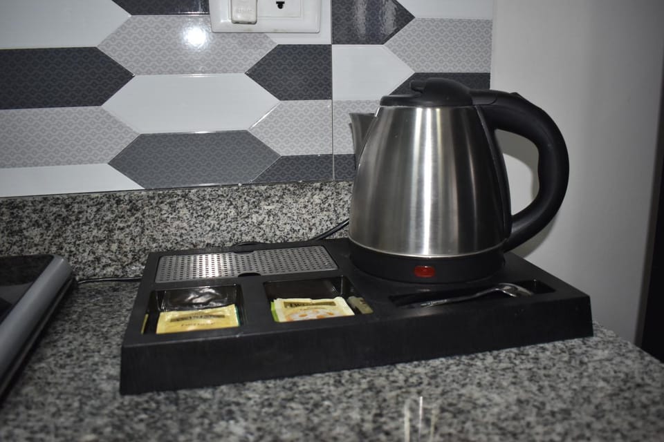 Coffee/tea facilities, Kitchen or kitchenette