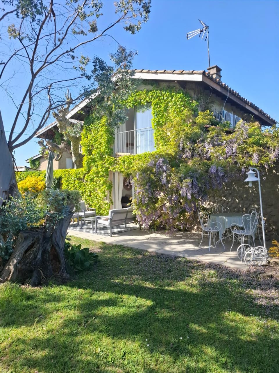 Maison vue sur le vercors piscine privee House in Provence