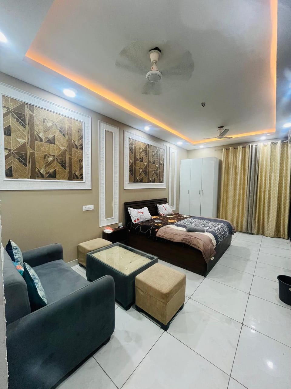 cozy noida studio, super comfy!!!! Apartment in Noida