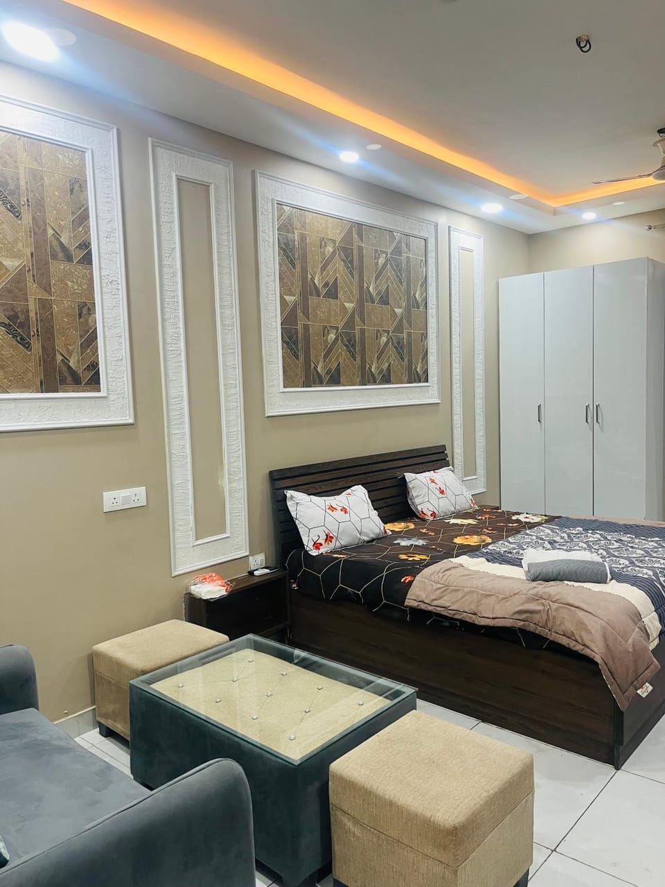 cozy noida studio, super comfy!!!! Apartment in Noida