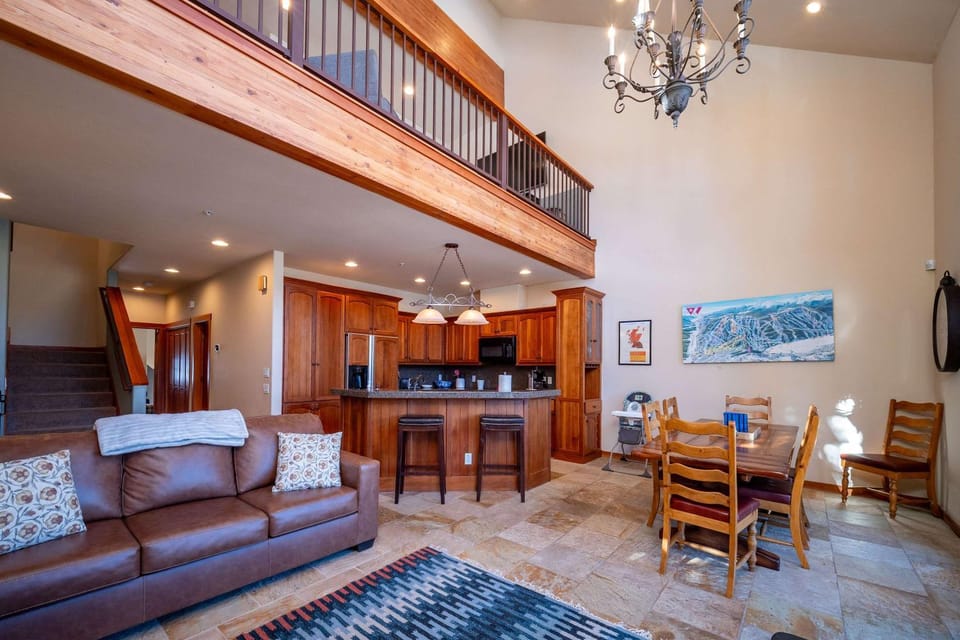 Luxury Elkpoint 1-True Ski-In Ski-Out Family Villa House in Purgatory