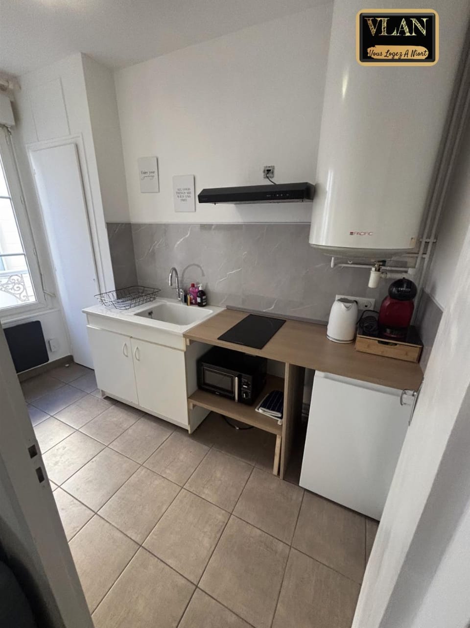 Kitchen or kitchenette