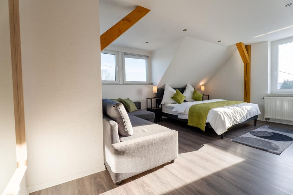 Moderne Doppelhaushälfte mit Garten & Terrasse I Free Wifi I Free Parking House in Hamm
