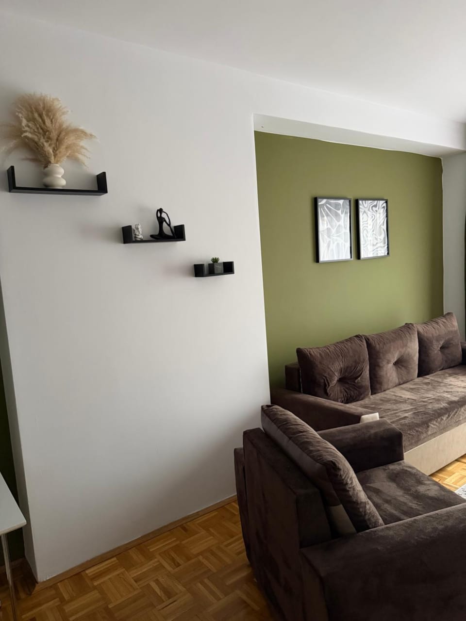 Living room, Decorative detail, Seating area