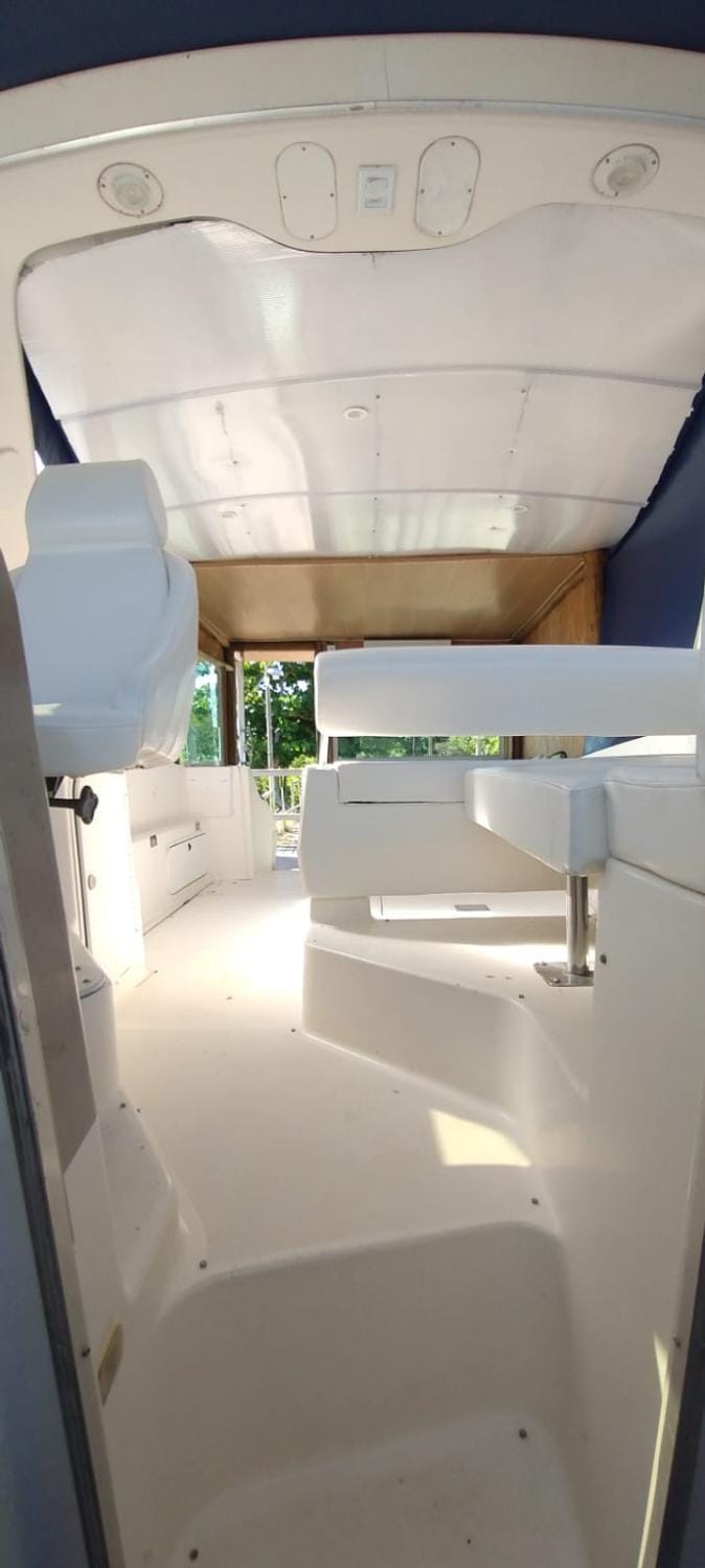 Suite Lancha Docked boat in State of Espírito Santo, Brazil