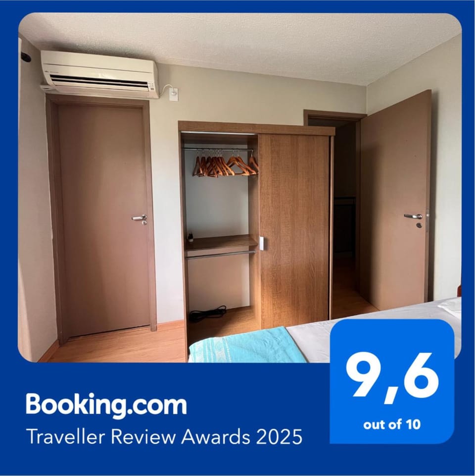 Quarto Premium c Ar e Wi-Fi - Próximo à Ponte JK Vacation rental in State of Goiás