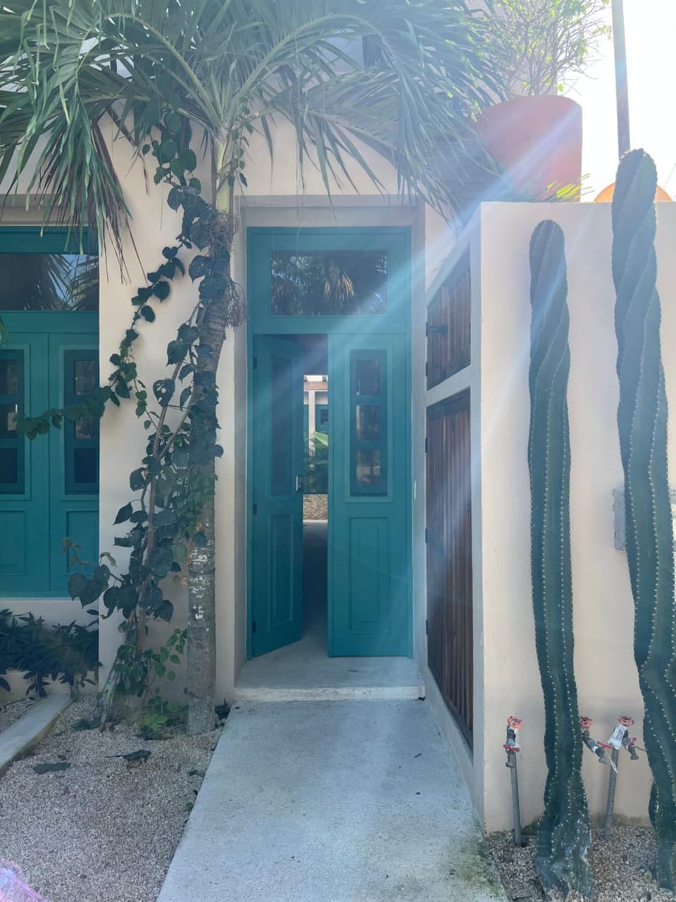 Property building, Facade/entrance