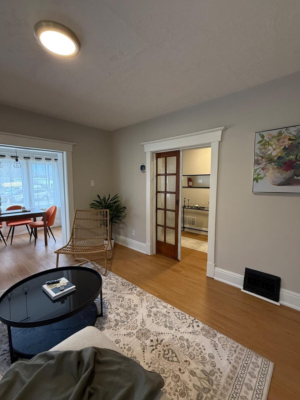 A home in Niagara falls- The Maple and Mist House in Niagara Falls