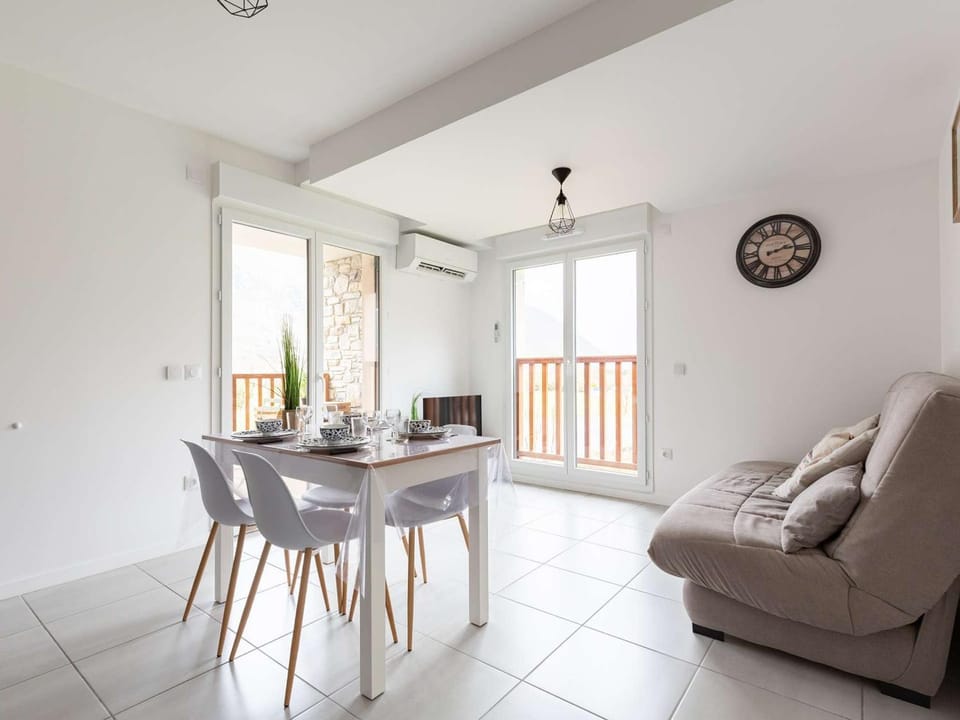 Appartement cosy avec terrasse et WIFI à Saint-Lary - FR-1-296-540 Apartment in Saint-Lary-Soulan