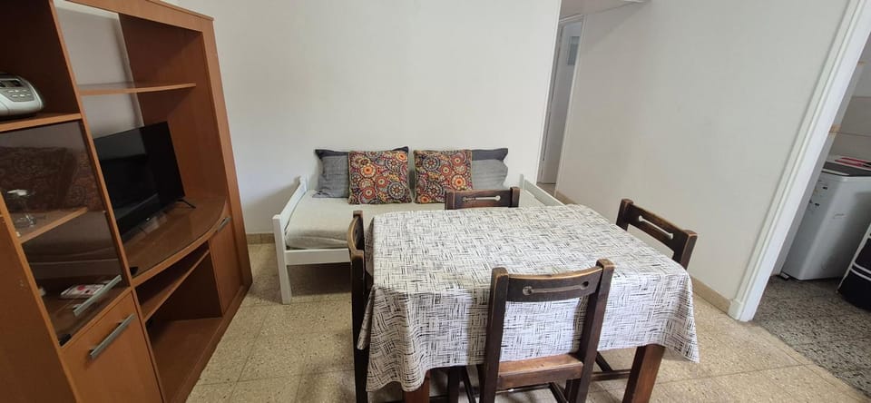 Communal lounge/ TV room, Dining area