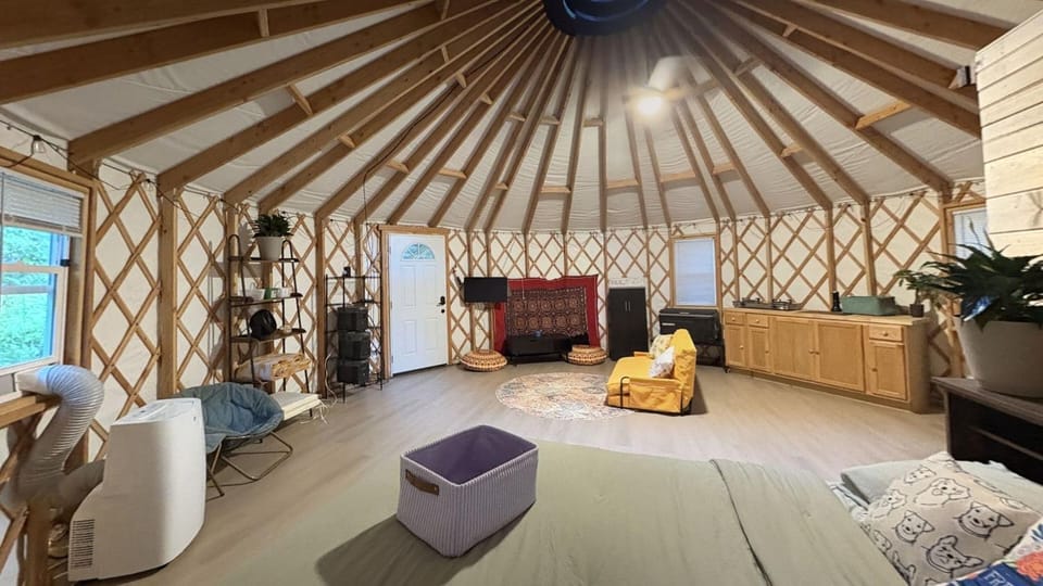 Living room, Photo of the whole room