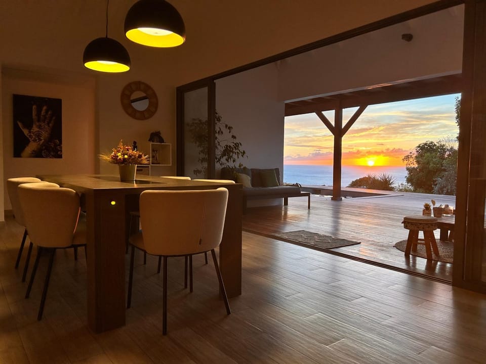 Dining area, Sea view