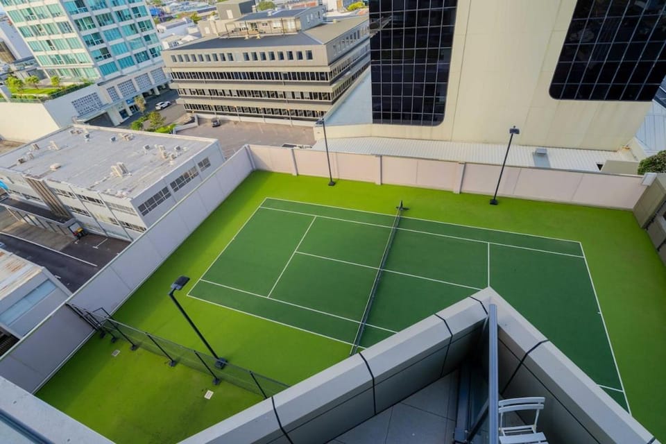 Super Comfortable Aircon Gym Tennis 7th Flr Apartment in Auckland
