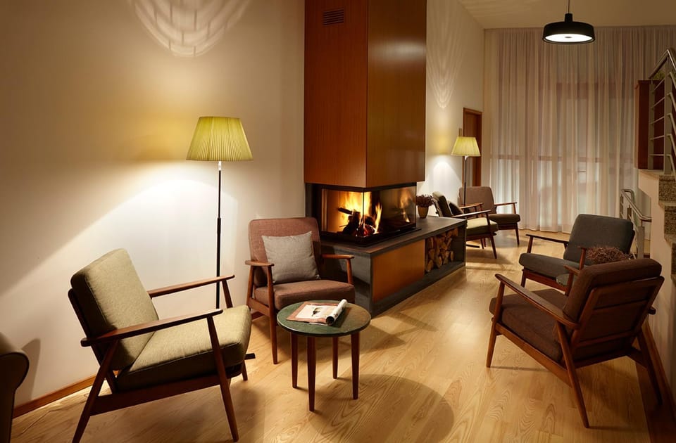 Property building, Lounge or bar