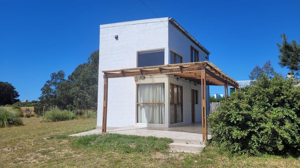 Property building, Day, Garden view