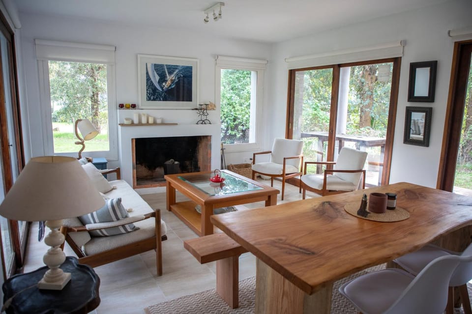 Living room, Dining area, Garden view