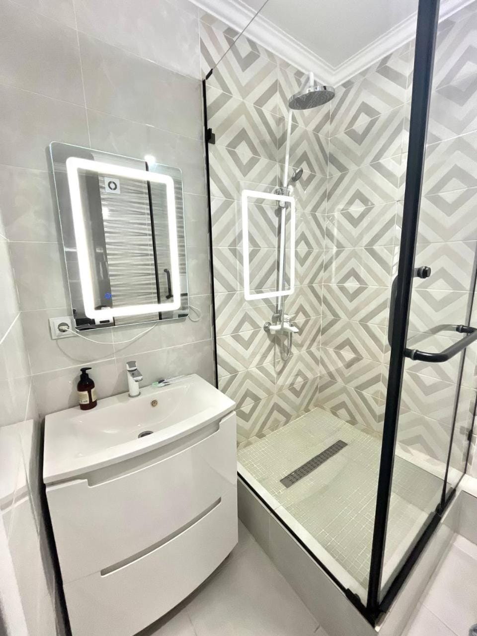 Shower, Bathroom