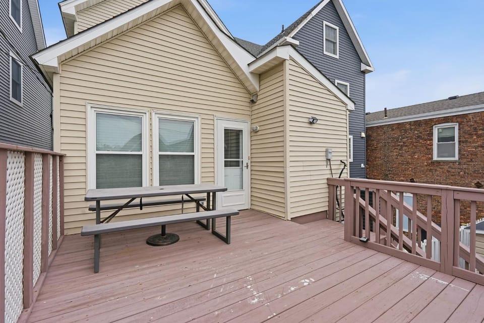 Sea Bright Gem Steps to Beach and Parking home House in Sea Bright