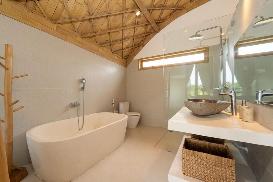 Toilet, Bathroom, Bath