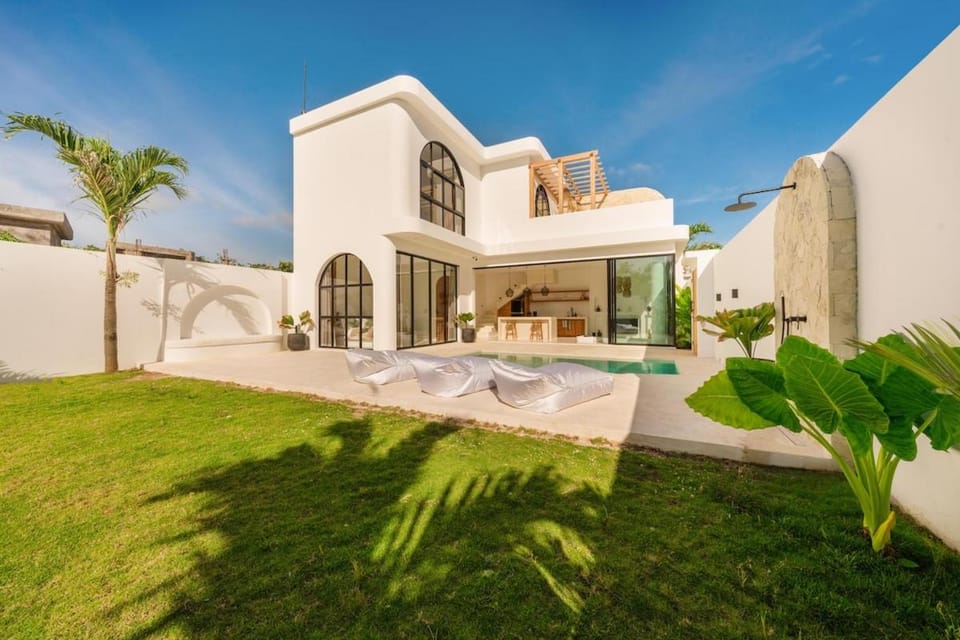 Villawatu SOL Villa in Bali