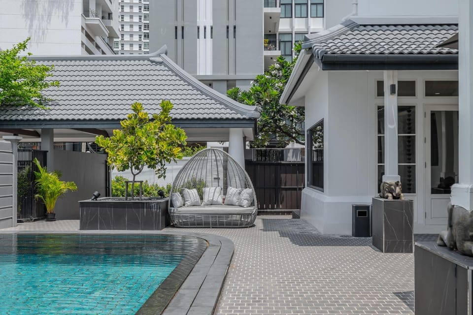 Garden, Swimming pool