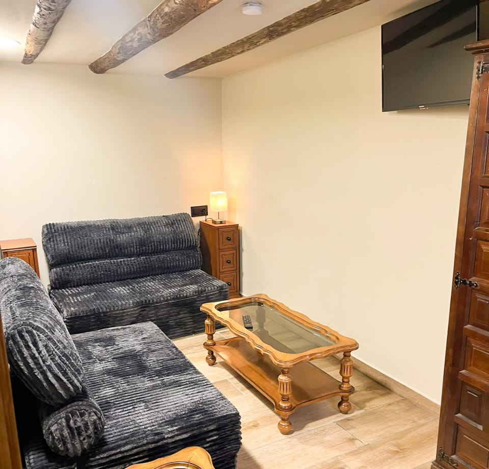 TV and multimedia, Lounge or bar
