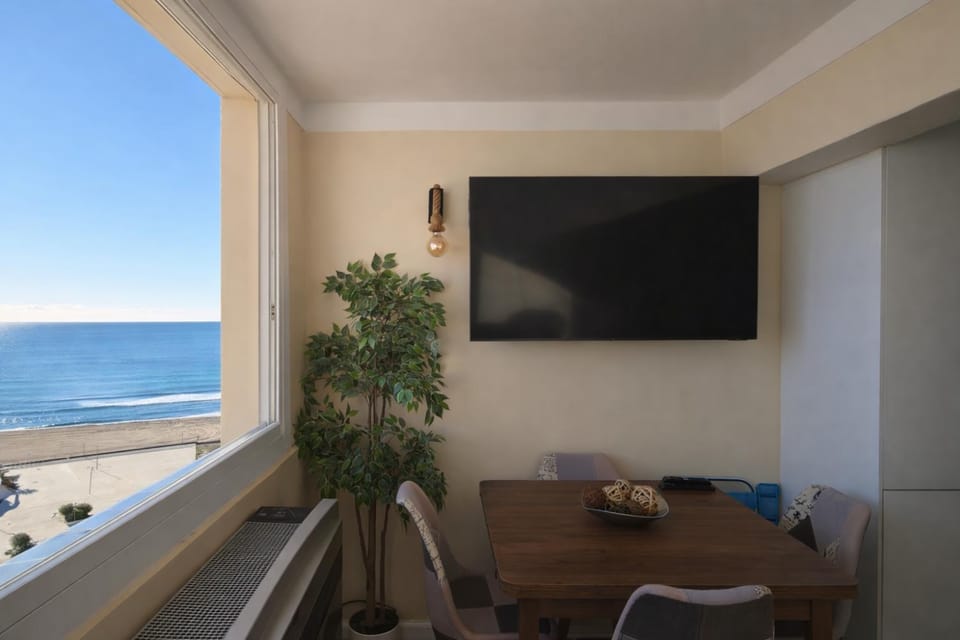 Luxury Sea Loft Apartment in Alt Empordà