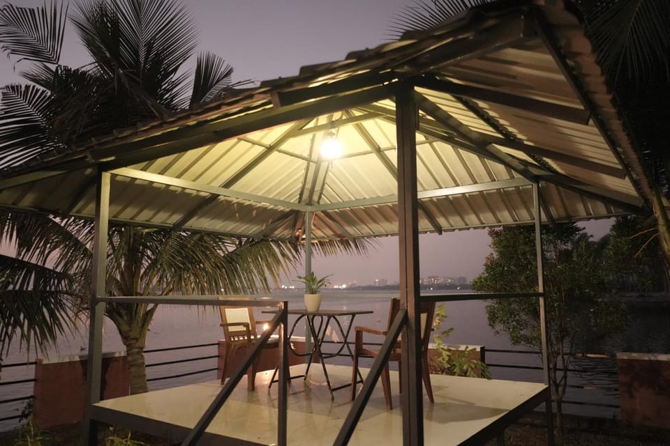 Whispering Backwater Escape by Samrajyam Group Villa in Kochi