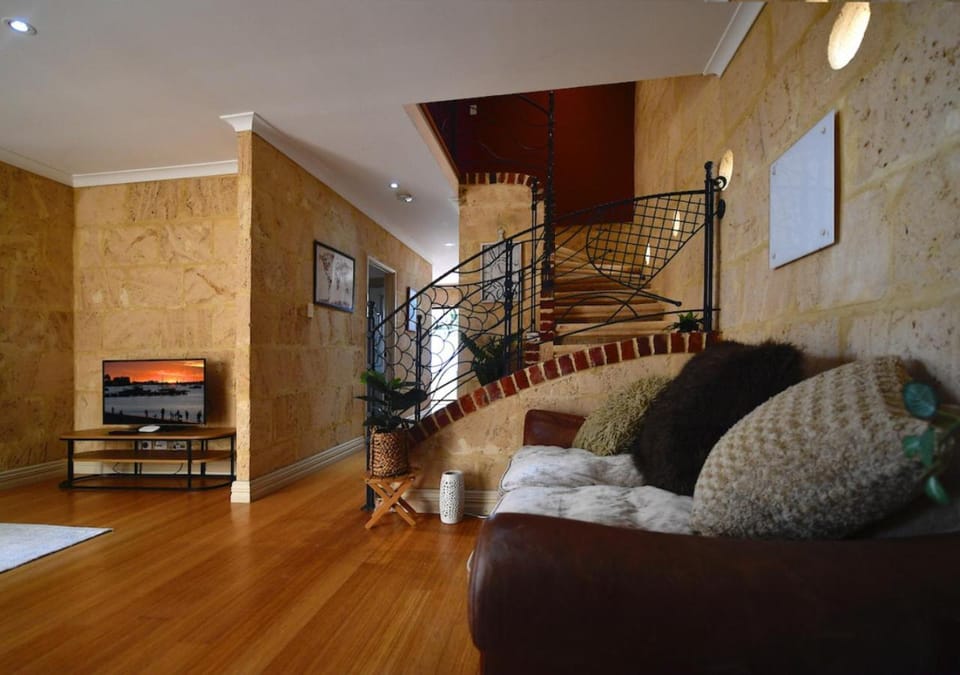 Lounge or bar