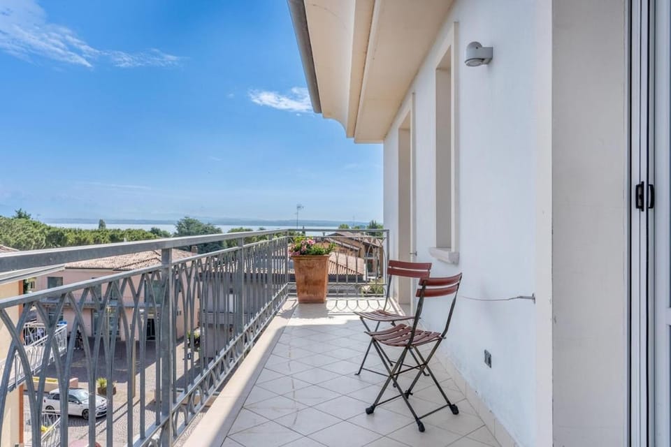 Patio, Day, Natural landscape, View (from property/room), Balcony/Terrace, Dining area