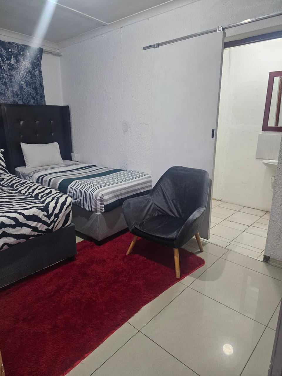 Ludiz Self Catering Accommodation Bed and Breakfast in Cape Town
