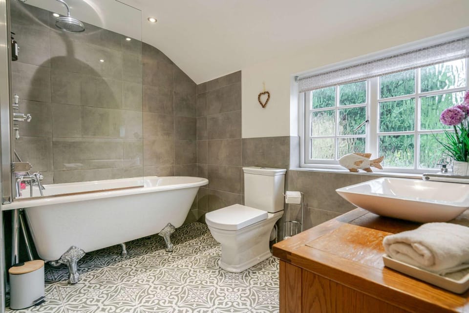 The Knutsford Cottage House in England