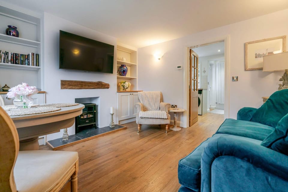The Knutsford Cottage House in England