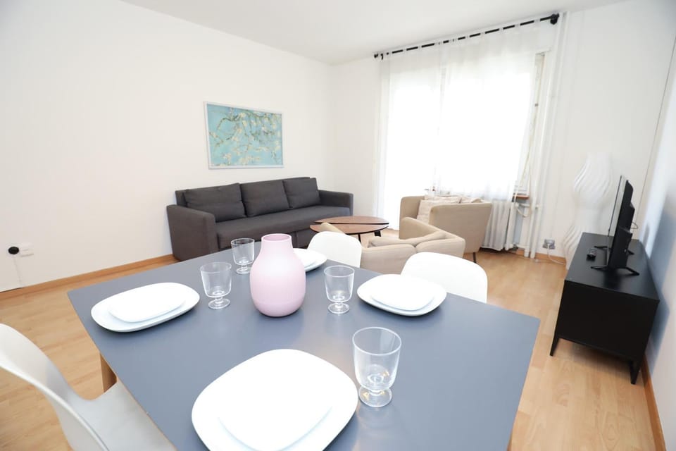 Airy Apartment Near Uetliberg Nature Apartment in Zurich City
