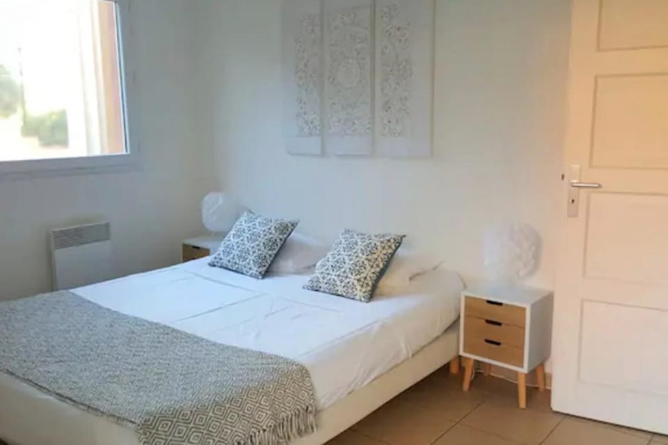 46m with terrace - residence with pool Apartment in Porto-Vecchio
