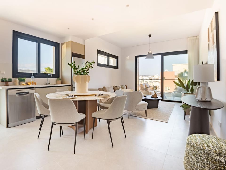 Living room, Dining area