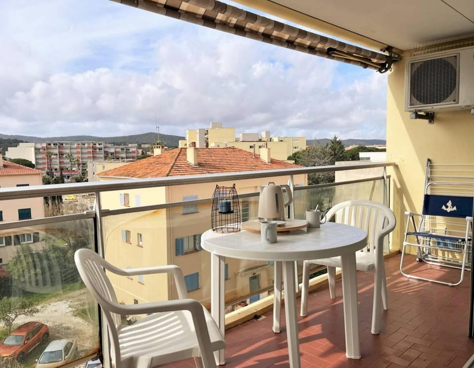 Patio, Balcony/Terrace