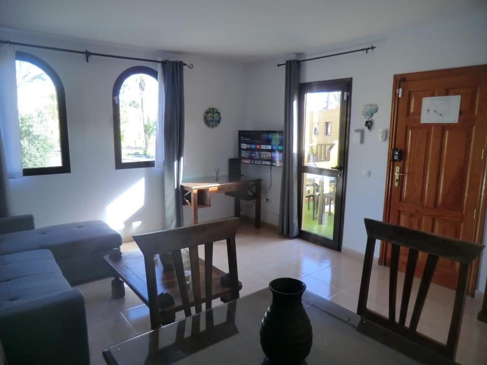 TV and multimedia, Kitchen or kitchenette, Dining area