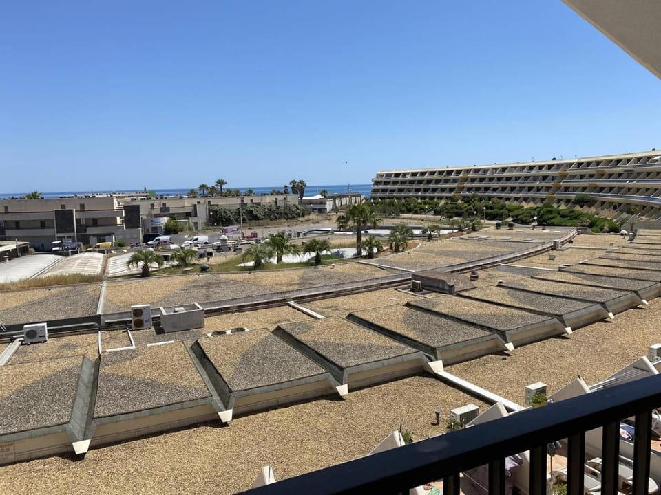 Studio 2 couchages CAP D'AGDE NATURISME CN060-G83 Apartment in Agde