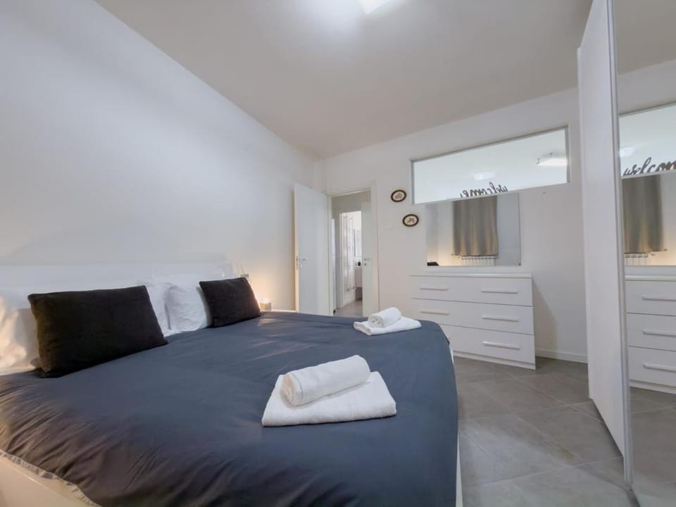 Apartment Center Sesto Calende Apartment in Lombardy
