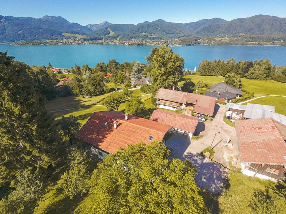 Property building, Bird's eye view